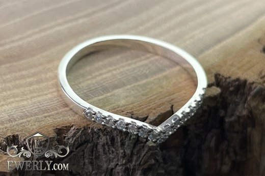 Women's sterling silver ring with white stones